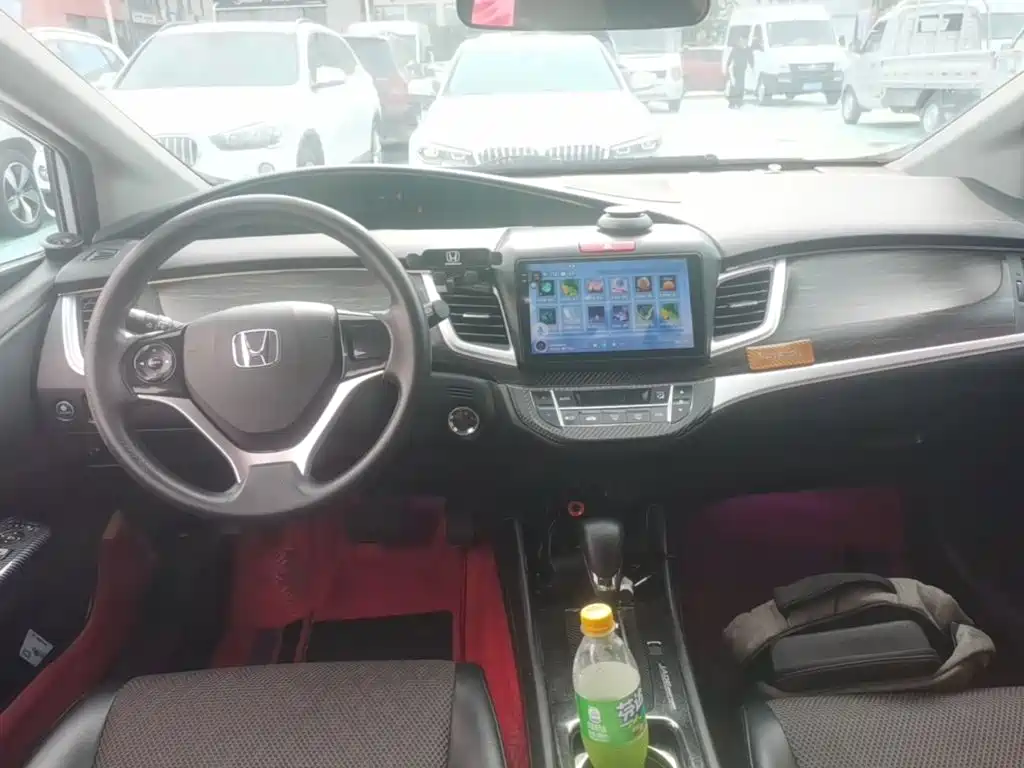 Honda Jade 2017 1.8L AT Comfort 5 мест