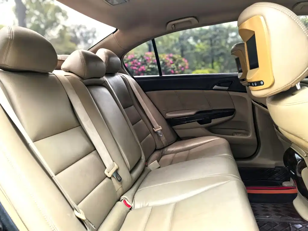 Honda Accord 2010 2.4L EXL Navi