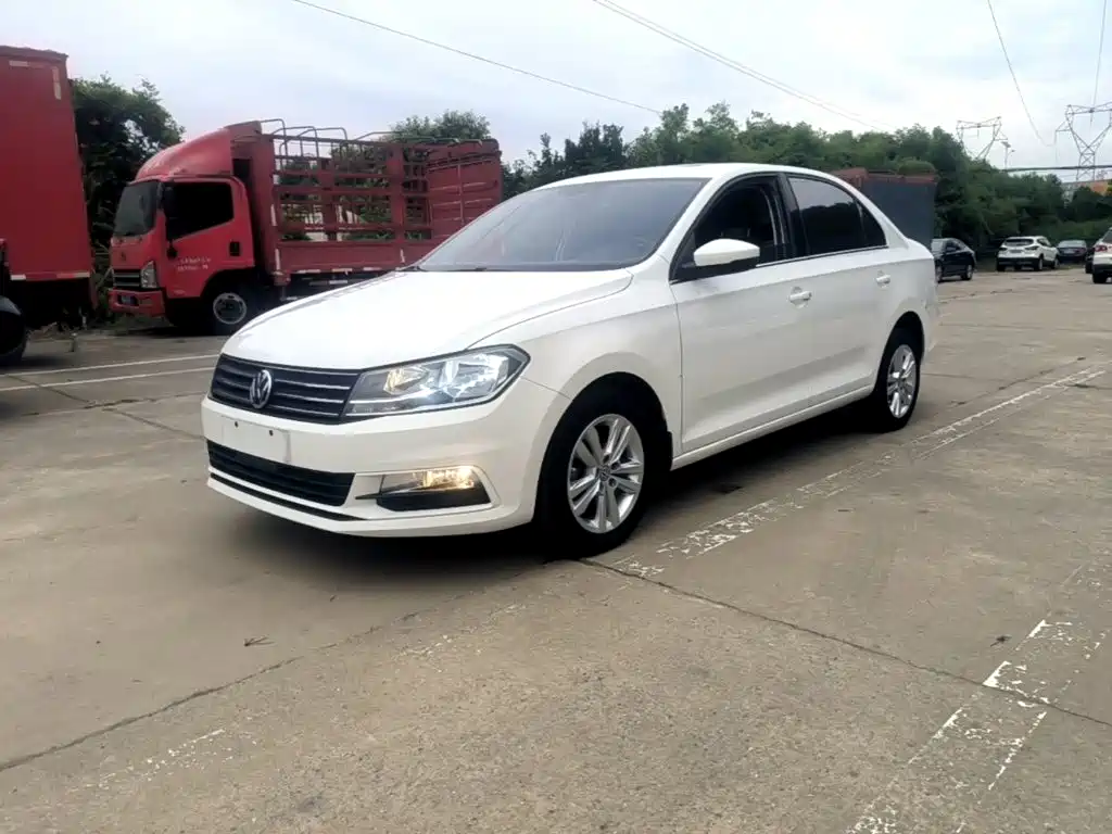 Volkswagen Santana — миниатюра 2
