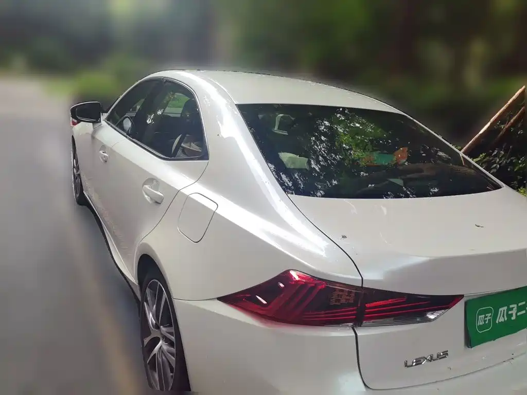 Lexus IS — миниатюра 25