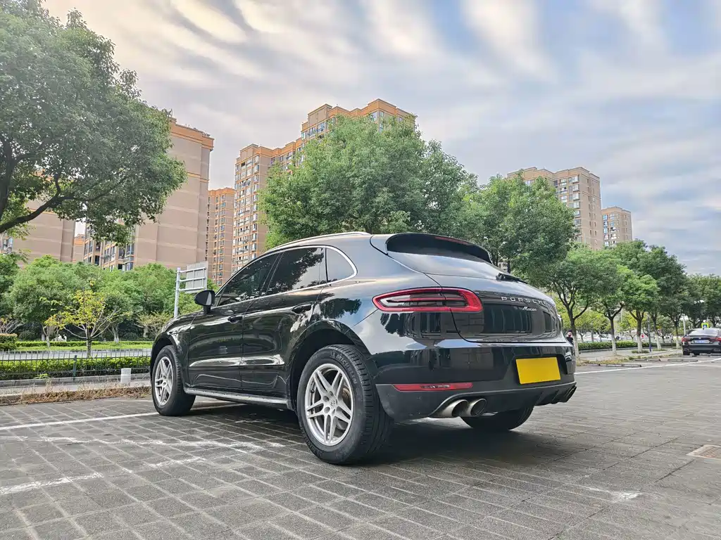 Porsche Macan — миниатюра 18