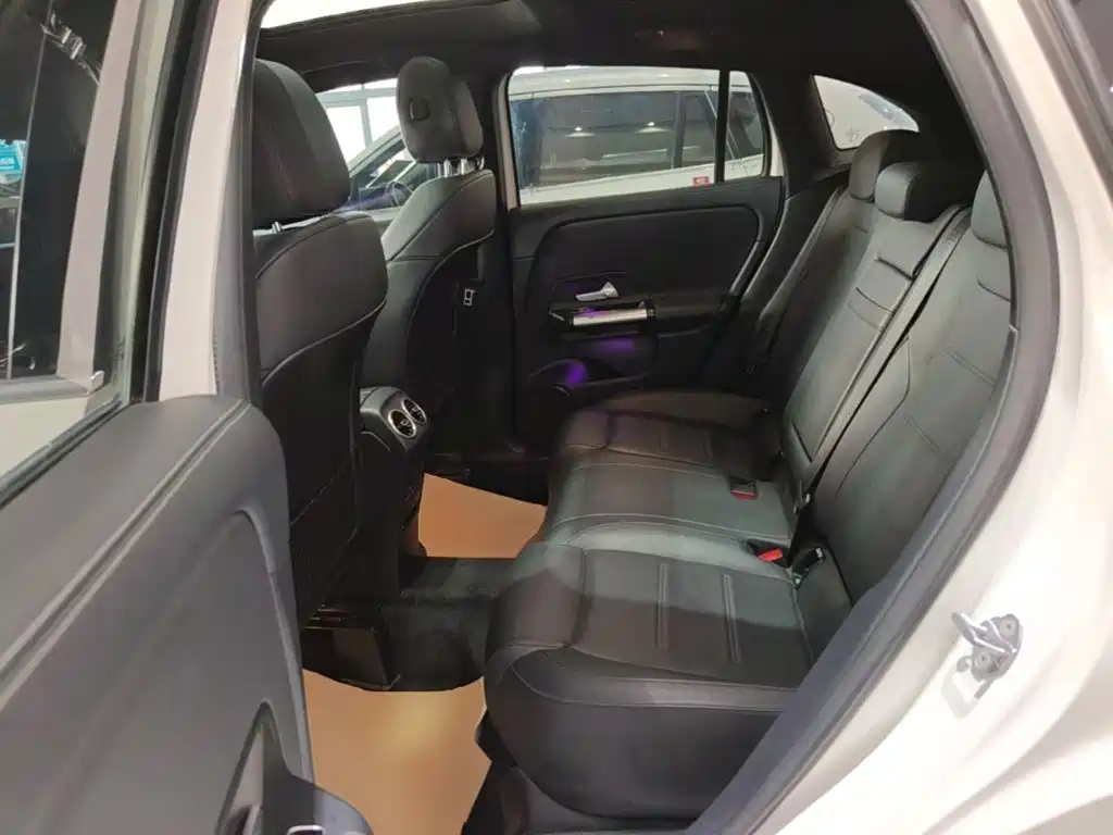 Mercedes-Benz GLA — миниатюра 17