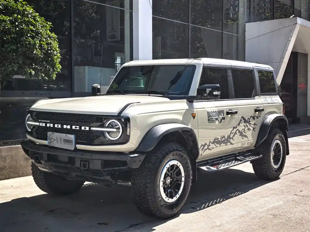 Купить Ford Bronco