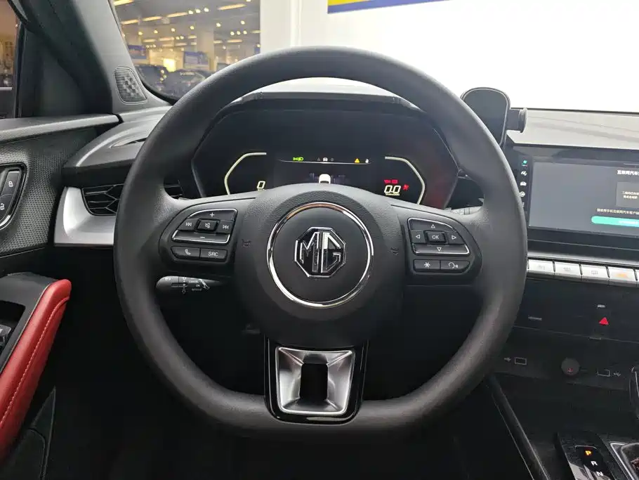 MG MG5 — миниатюра 15