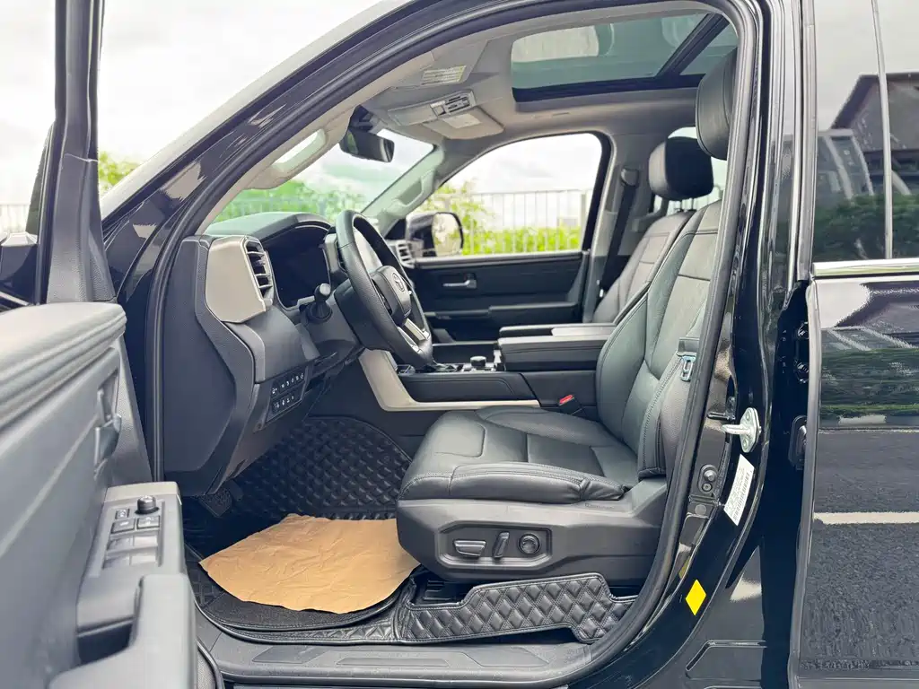 Toyota Sequoia — фотографии объявления, Фото 22