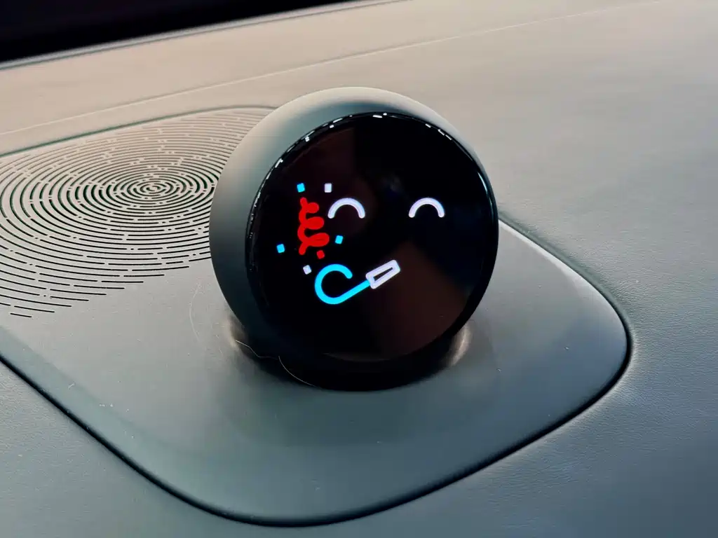 NIO ES8 — миниатюра 13