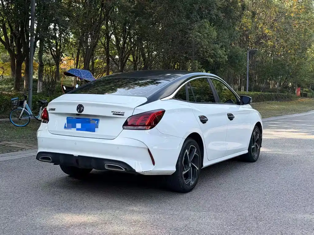 MG MG5 — миниатюра 6