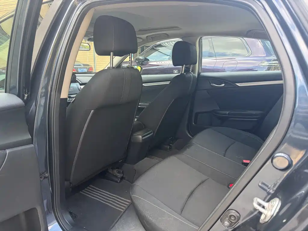 Honda Civic — миниатюра 8