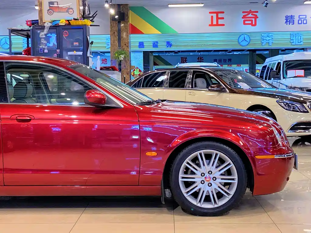 Jaguar S-TYPE — миниатюра 6