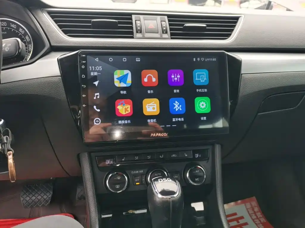 Skoda Superb — миниатюра 13