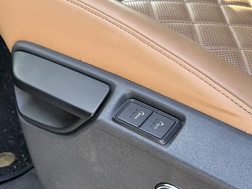 Audi Q6 — миниатюра 13