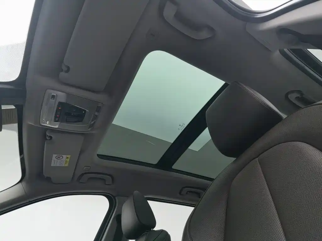 BMW X1 — миниатюра 14