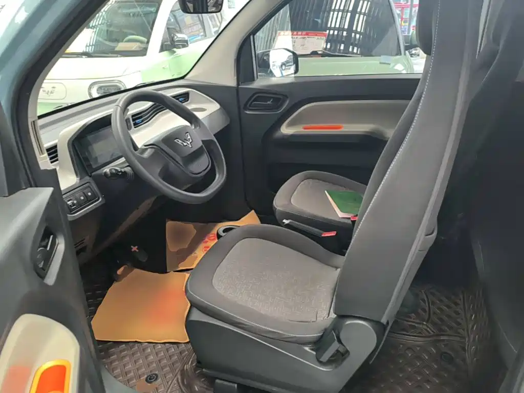 Wuling MINIEV — миниатюра 15