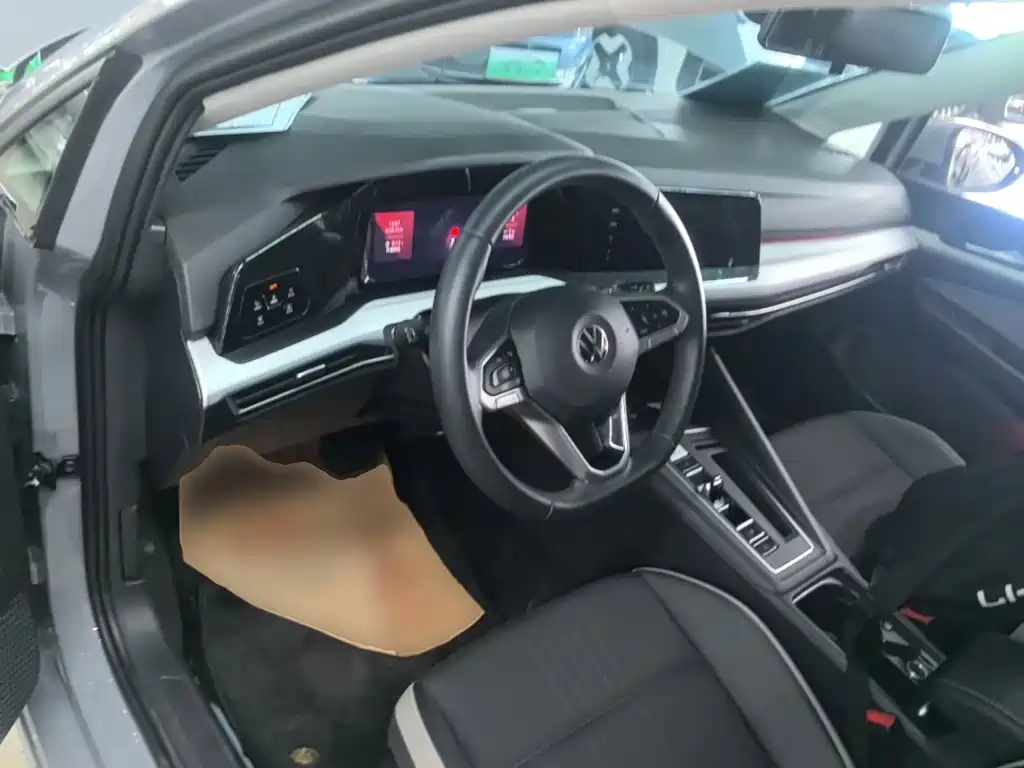 Volkswagen Golf — миниатюра 10