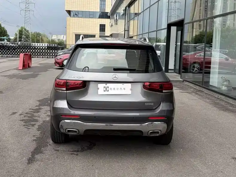 Mercedes-Benz GLB — миниатюра 6
