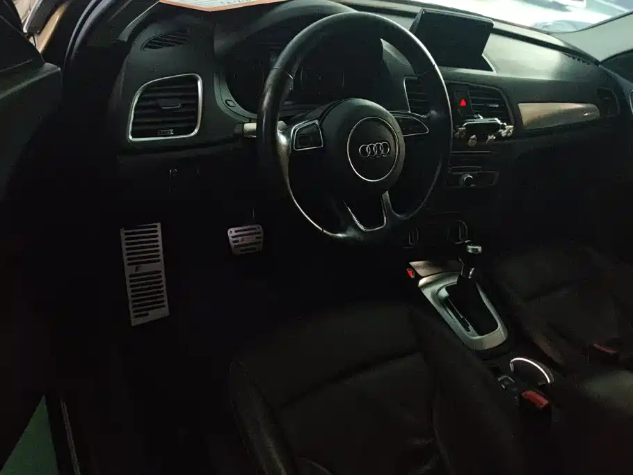 Audi Q3 — миниатюра 12