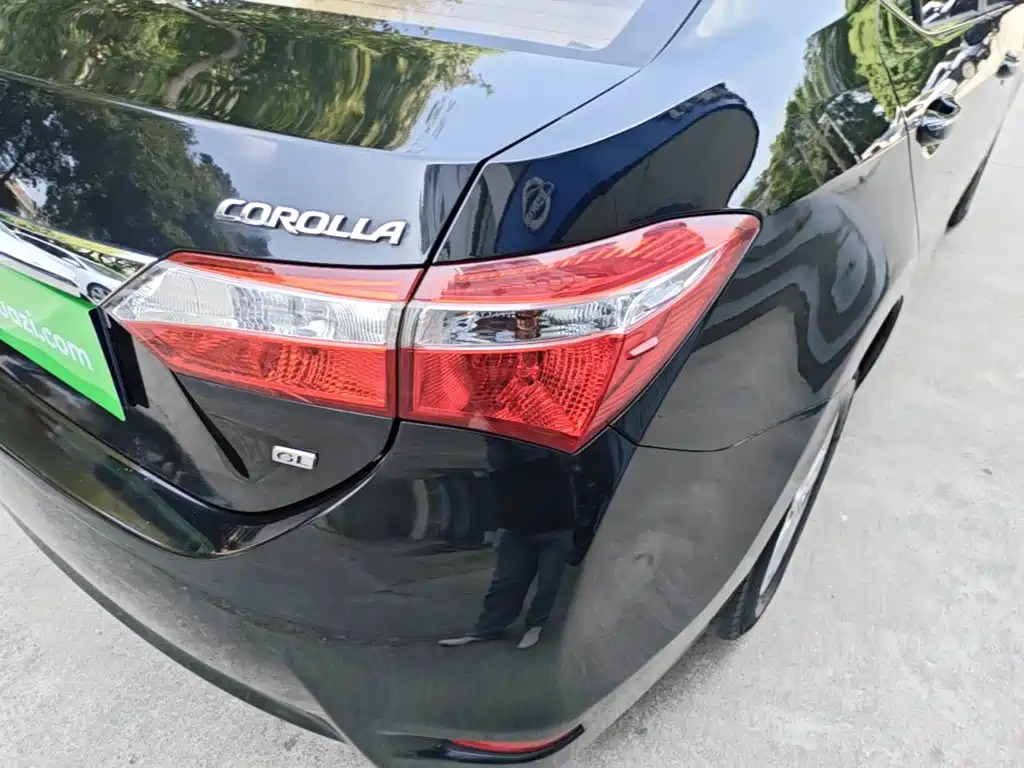 Toyota Corolla — миниатюра 8