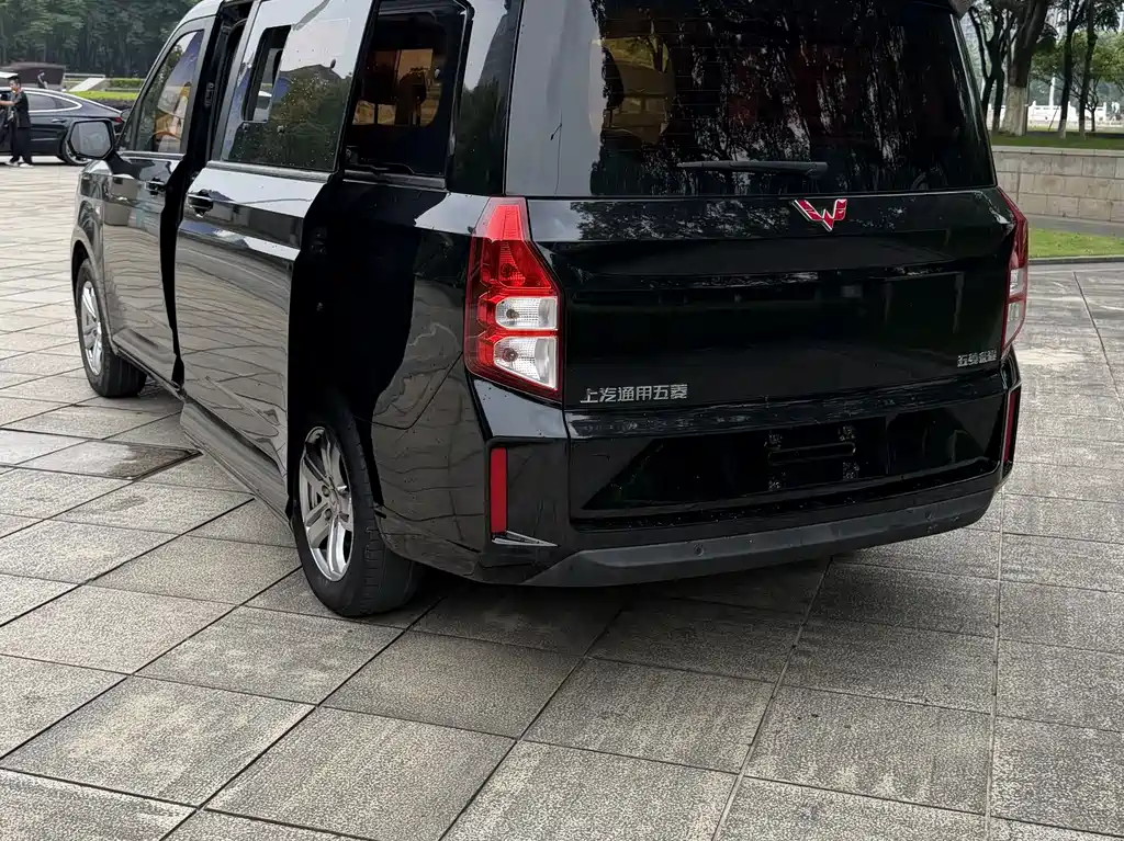 Wuling Journey 2021 1.5T MT Luxury