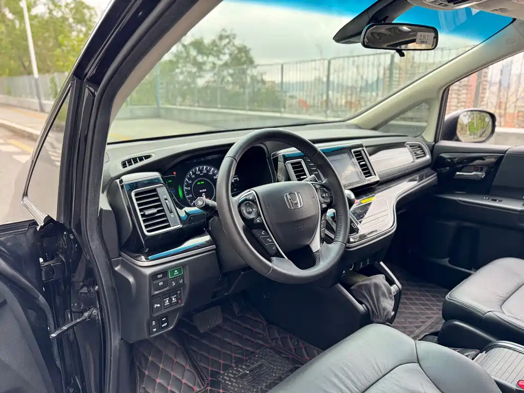 Honda Elysion — миниатюра 9
