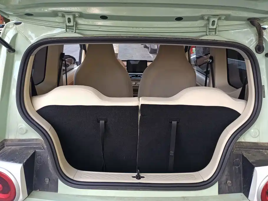 Wuling MINIEV — миниатюра 4