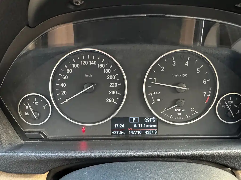 BMW 3 Series — миниатюра 16