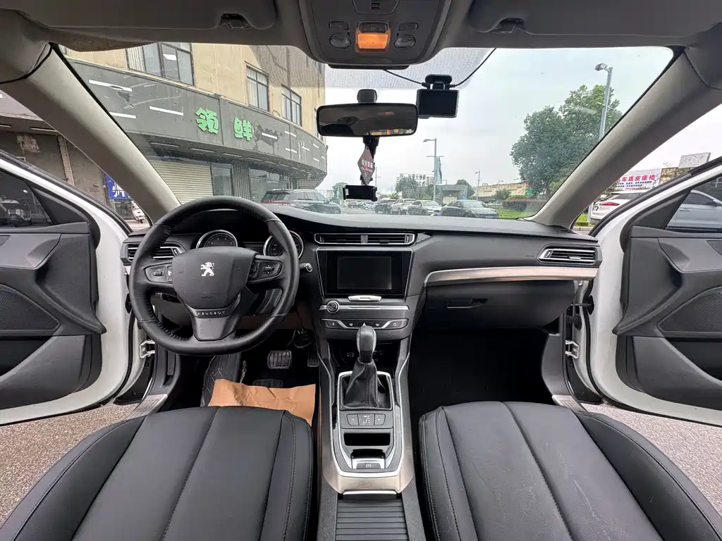 Peugeot 408 — миниатюра 9