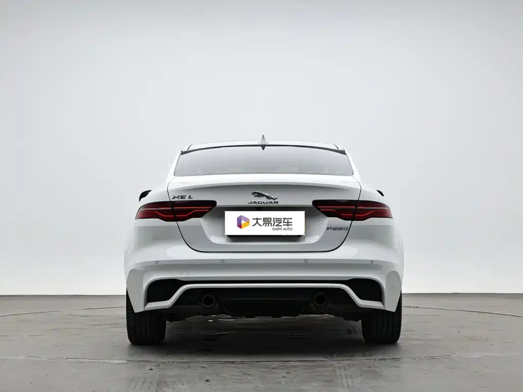 Jaguar XEL — миниатюра 4