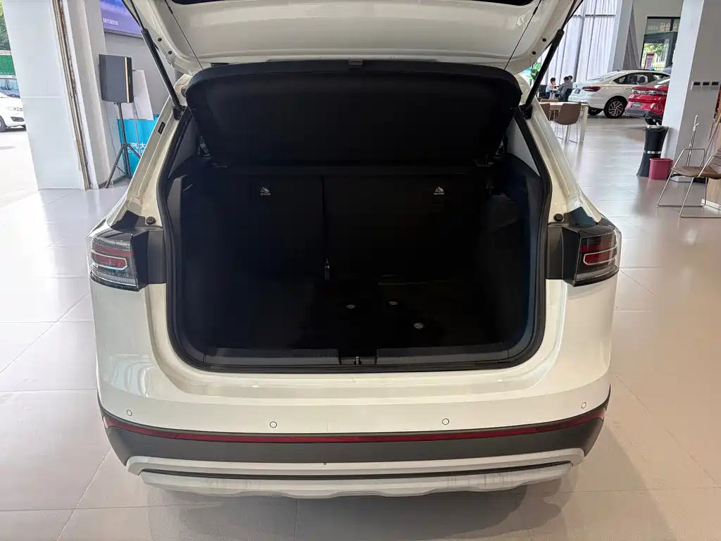 Volkswagen Tharu — миниатюра 15