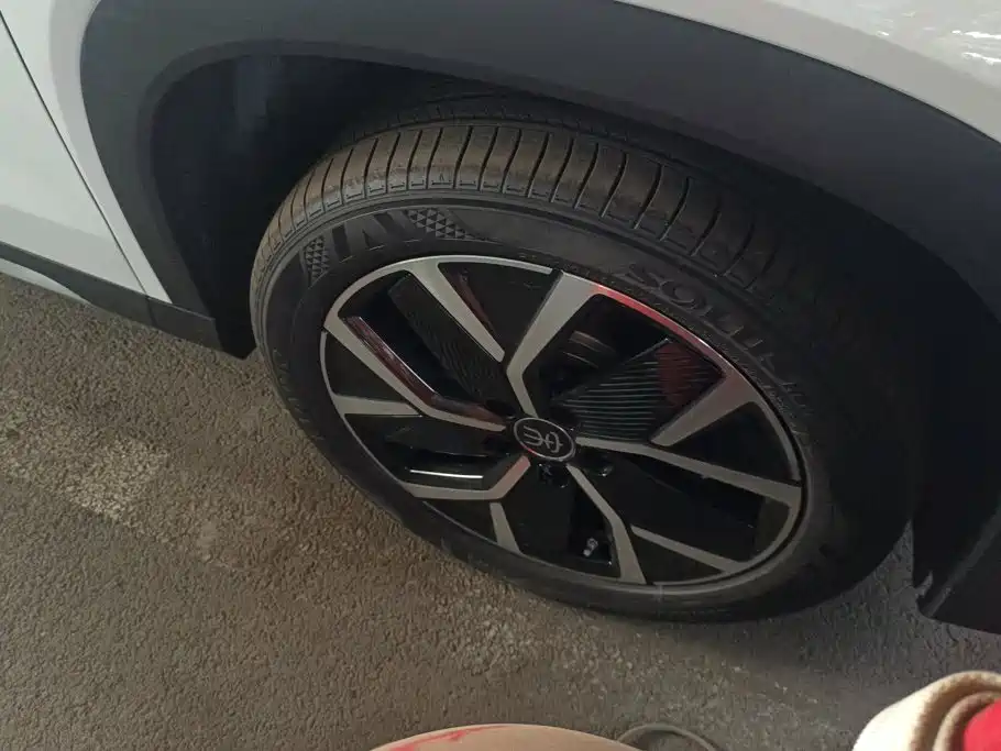 BYD L DM-i — миниатюра 6