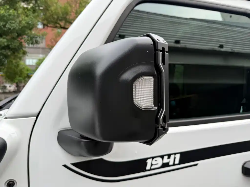 Jeep Wrangler PHEV — миниатюра 18