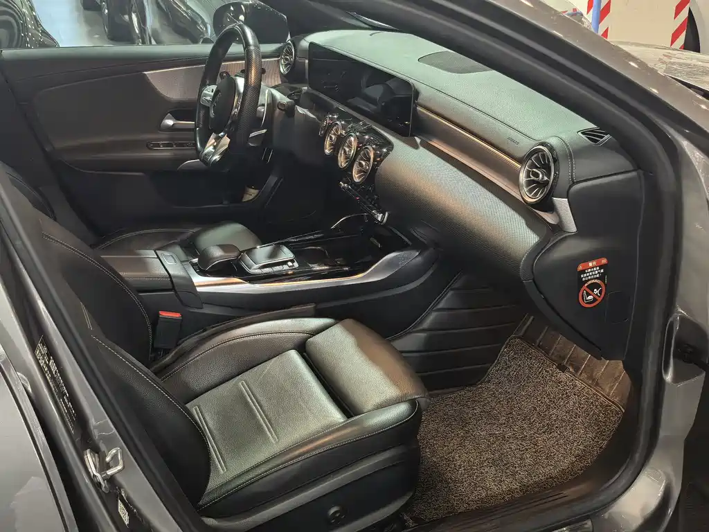 Mercedes-Benz A-Class AMG — миниатюра 7