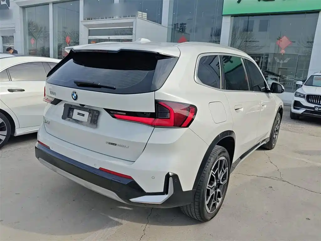 BMW X1 2023 sDrive25Li X