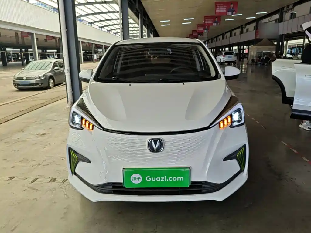 Changan Benben E-Star — миниатюра 3