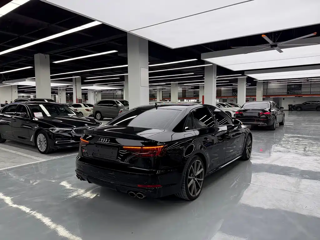 Audi S4 — миниатюра 14
