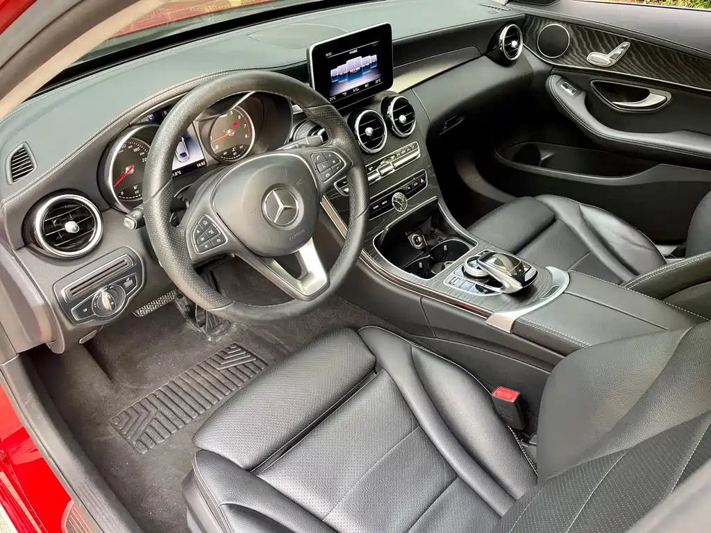 Mercedes-Benz C-Class — миниатюра 9