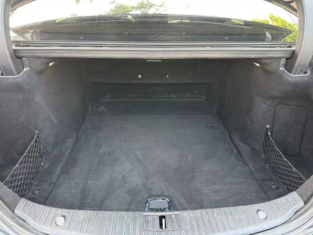Mercedes-Benz S-Class — миниатюра 13