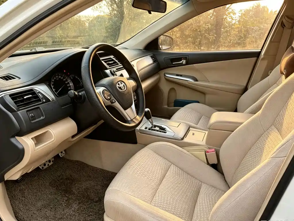 Toyota Camry — миниатюра 6