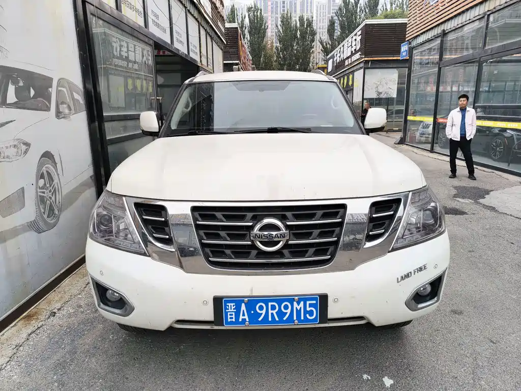 Nissan Patrol — миниатюра 2