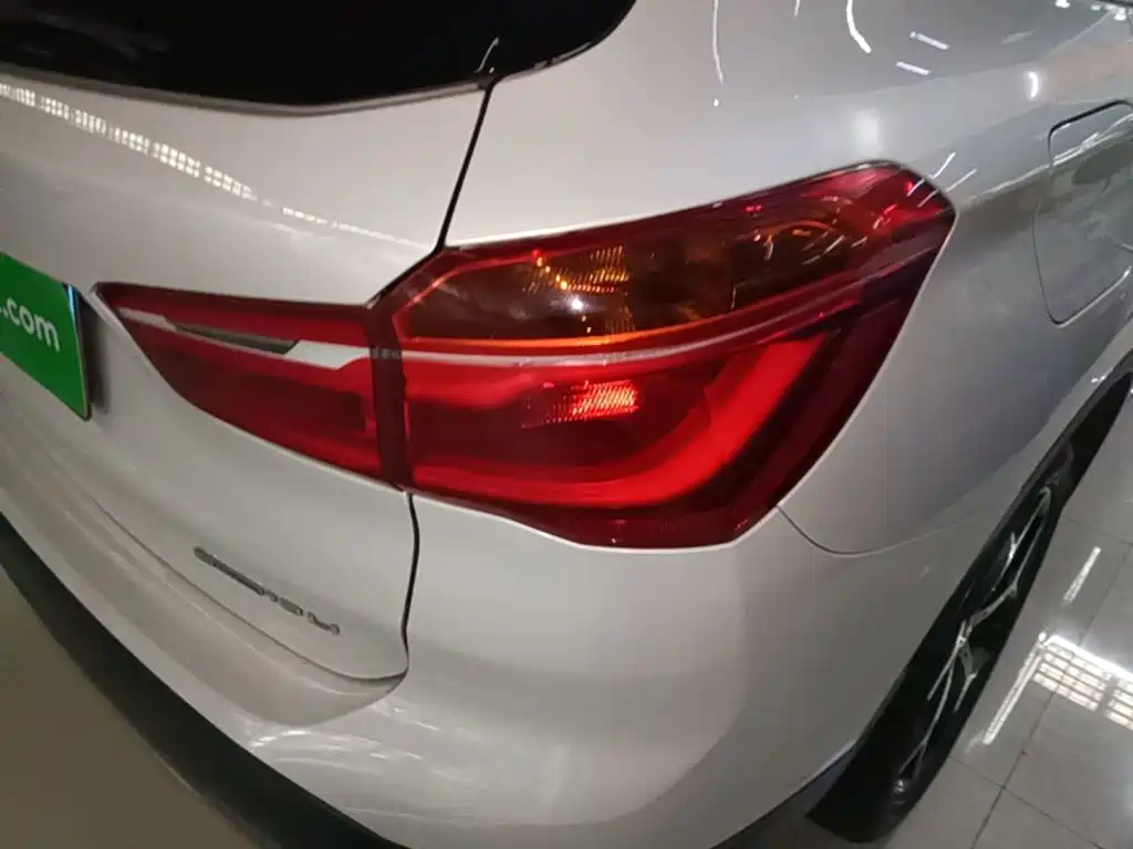 BMW X1 — миниатюра 8