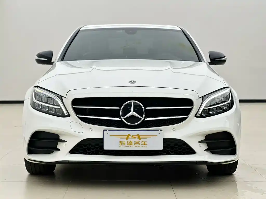 Mercedes-Benz C-Class — миниатюра 2