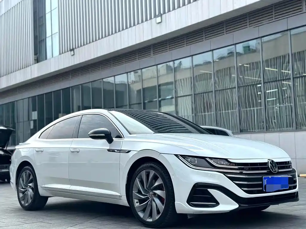 Volkswagen CC — миниатюра 3