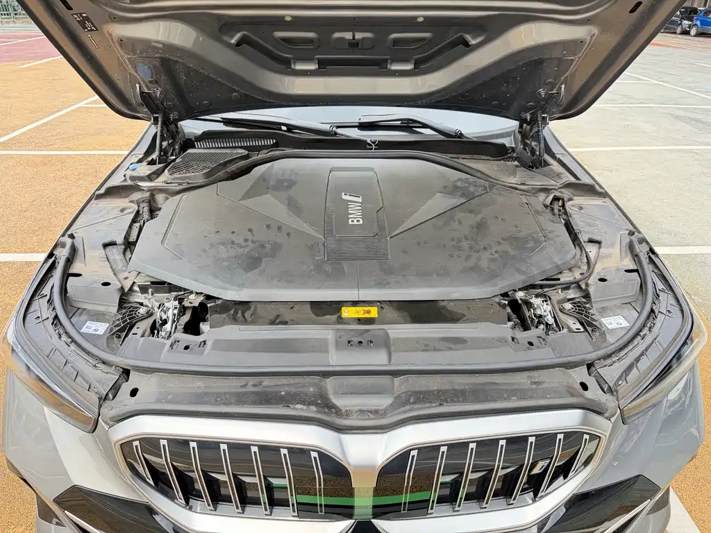 BMW i5 — миниатюра 16