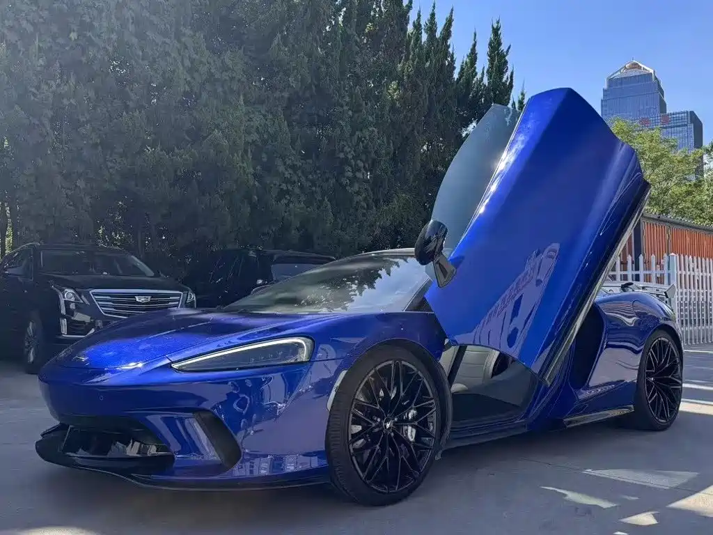 McLaren GT — миниатюра 11