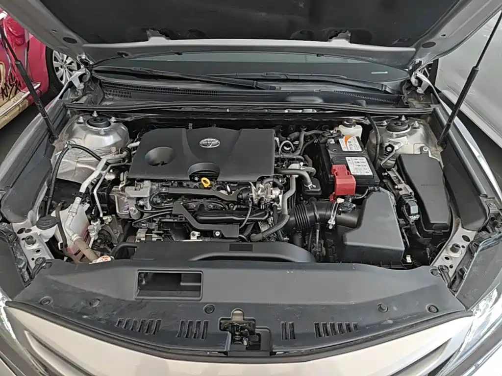 Toyota Camry — миниатюра 20
