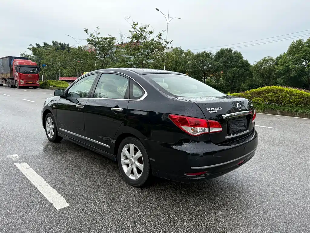 Nissan Sylphy — миниатюра 6