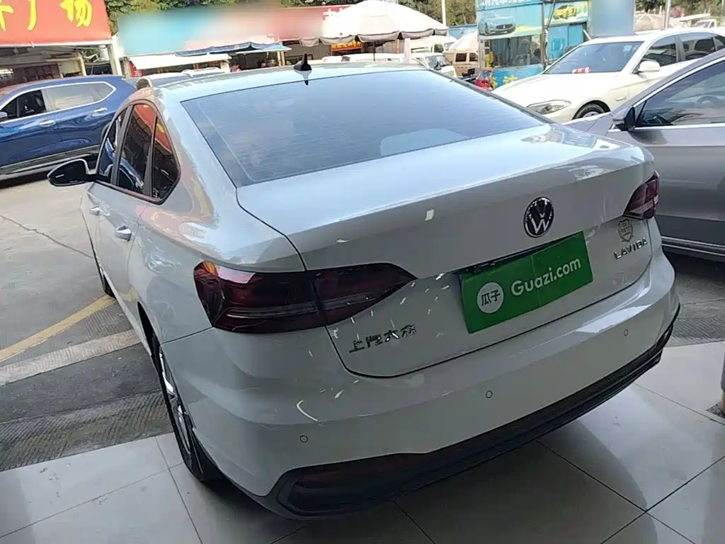 Volkswagen Lavida — миниатюра 5