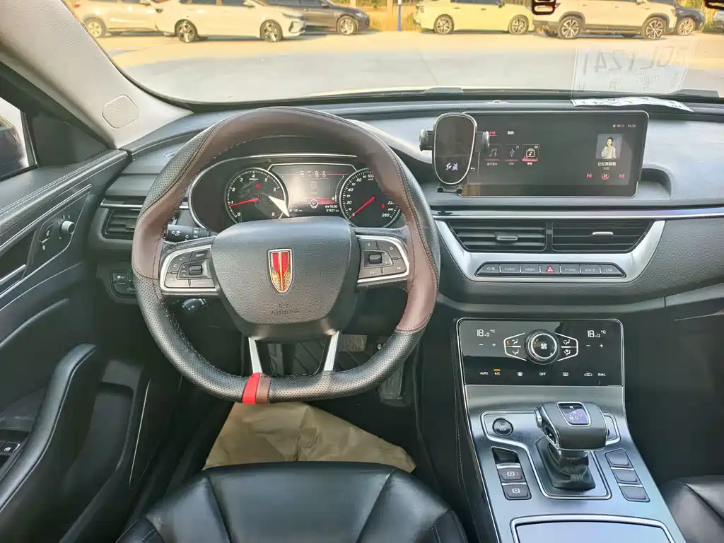 Hongqi Hongqi H5 — миниатюра 11