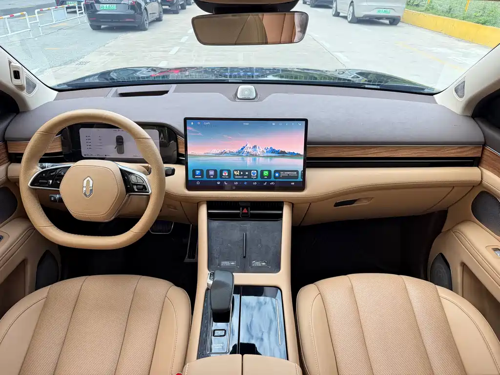 Aito M7 2024 1.5T Smart Drive Pro 5 мест
