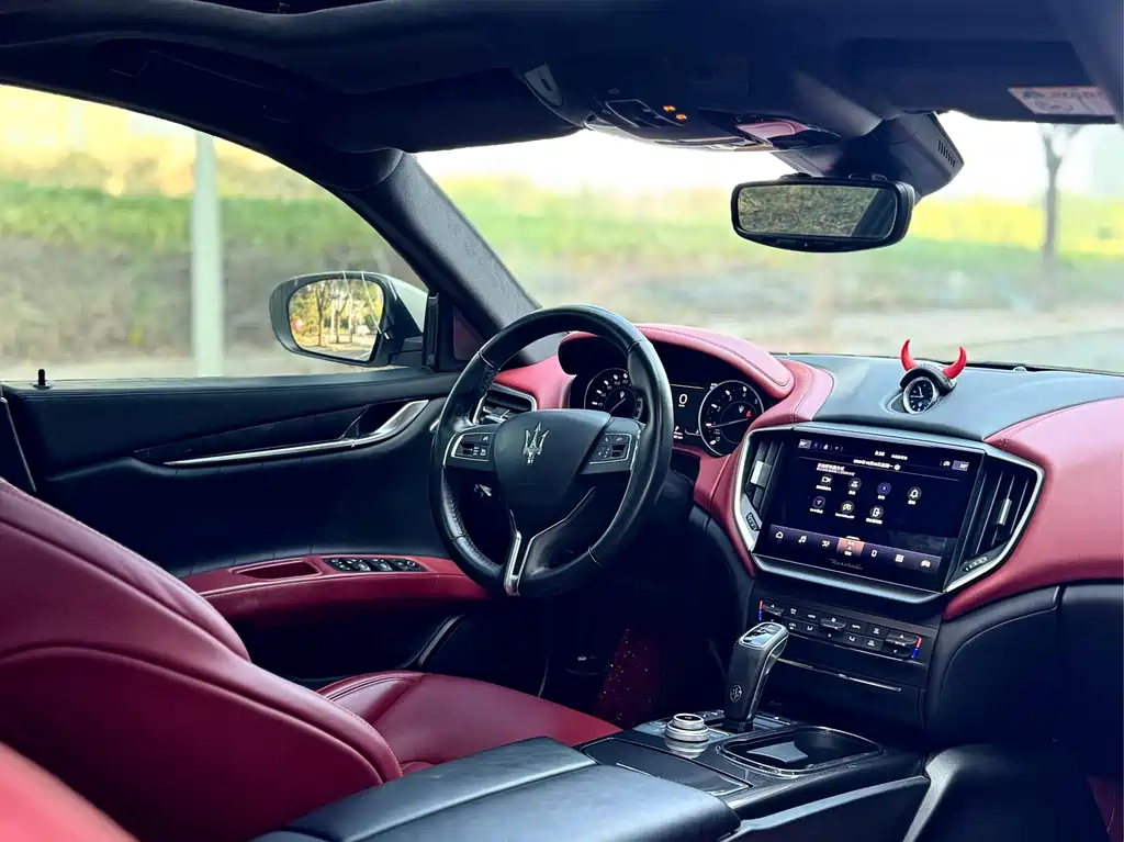 Maserati Ghibli — миниатюра 13