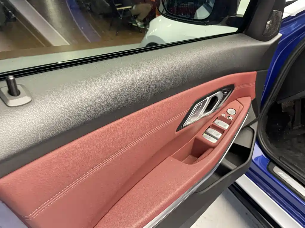 BMW 3 Series — миниатюра 9